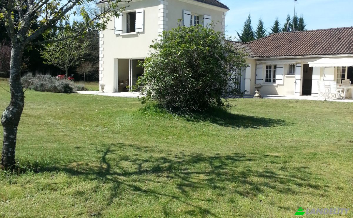 Villa for Sale 409 Les Moulineaux E, 24430 Razac-sur-lIsle, Razac-sur-lIsle, Dordogne, Nouvelle-Aquitaine, France. Photo 13