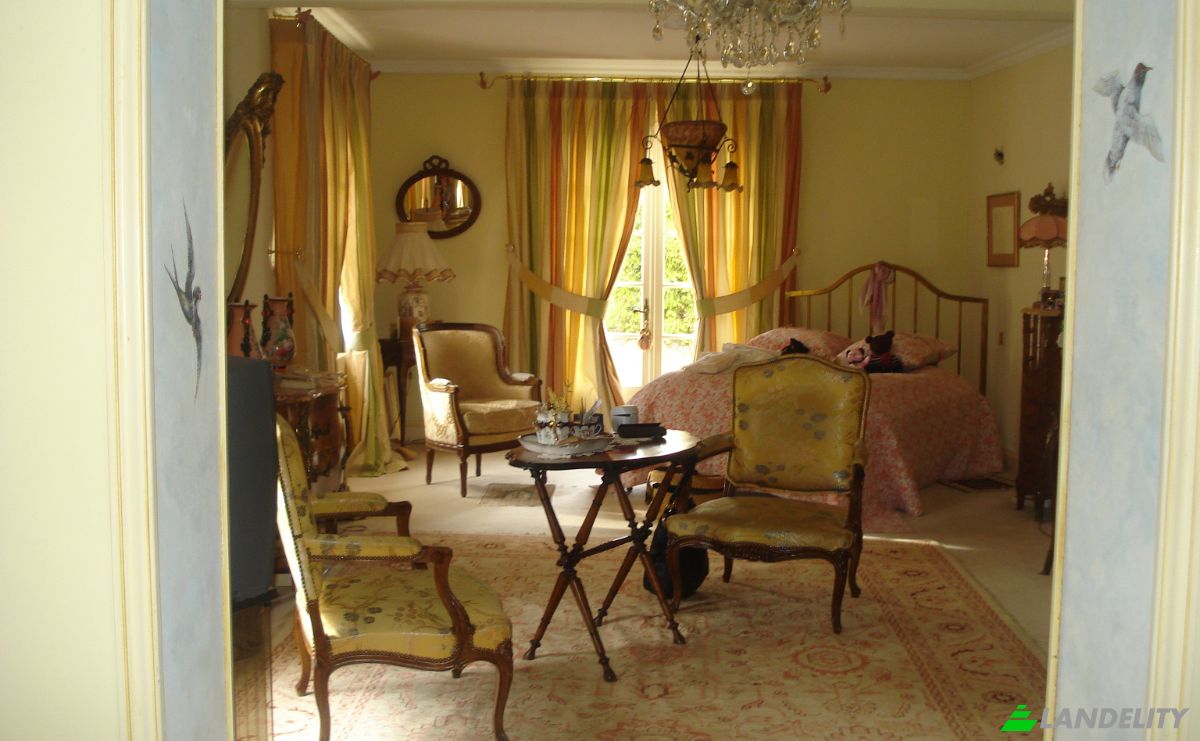 Villa for Sale 409 Les Moulineaux E, 24430 Razac-sur-lIsle, Razac-sur-lIsle, Dordogne, Nouvelle-Aquitaine, France. Photo 6