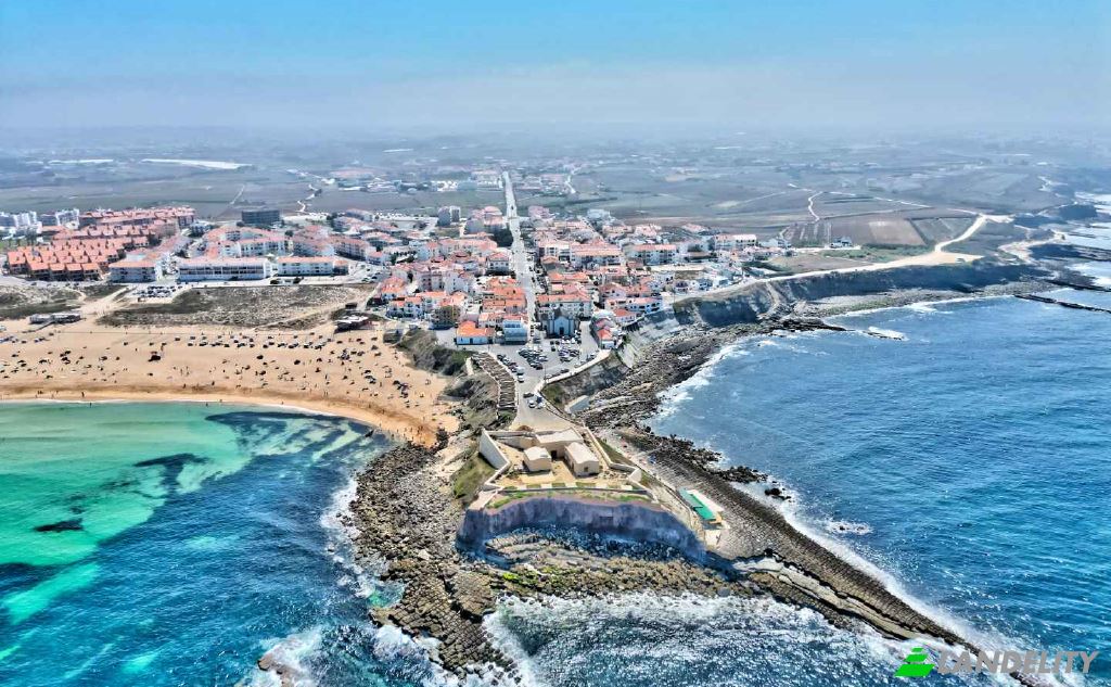 Apartment for Sale Av do Golfe Praia da Consolacao, Atouguia da Baleia, Peniche, Leiria District, Portugal. Photo 8