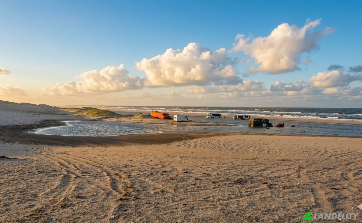 Eengezinswoning Te koop Acceso Punta Medanos, La Costa Partido, Buenos Aires Province, Argentina, Provincia de Buenos Aires. Foto 5