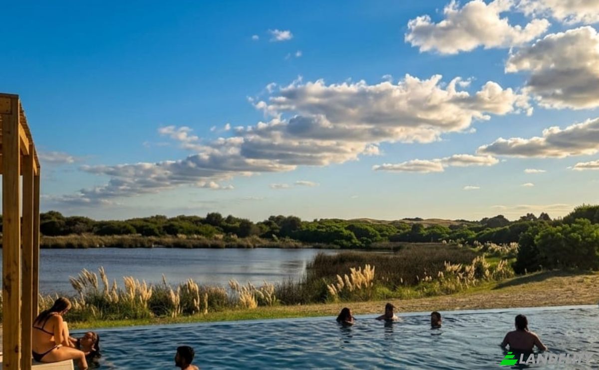 Eengezinswoning Te koop Acceso Punta Medanos, La Costa Partido, Buenos Aires Province, Argentina, Provincia de Buenos Aires. Foto 16