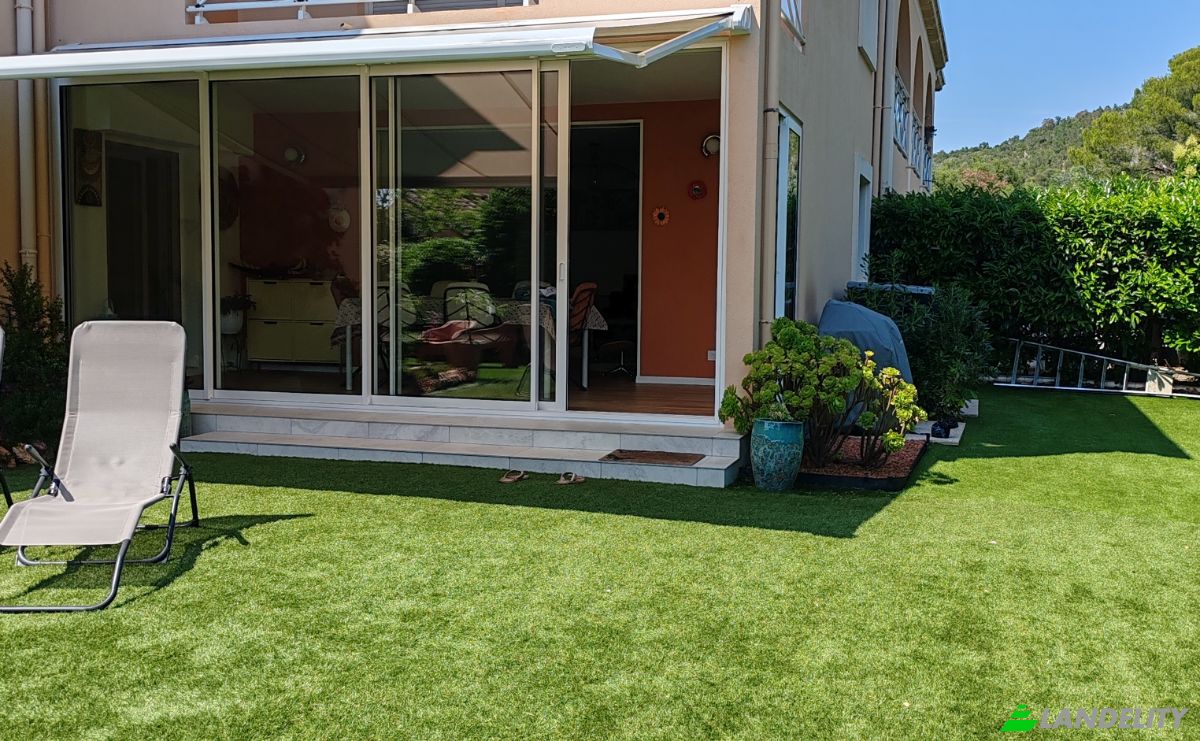 Appartement Te koop 143 Rue Raoul Blanchard, 83700 Saint-Raphael, Saint-Raphael, Var, Provence-Alpes-Cote dAzur, France. Foto 1