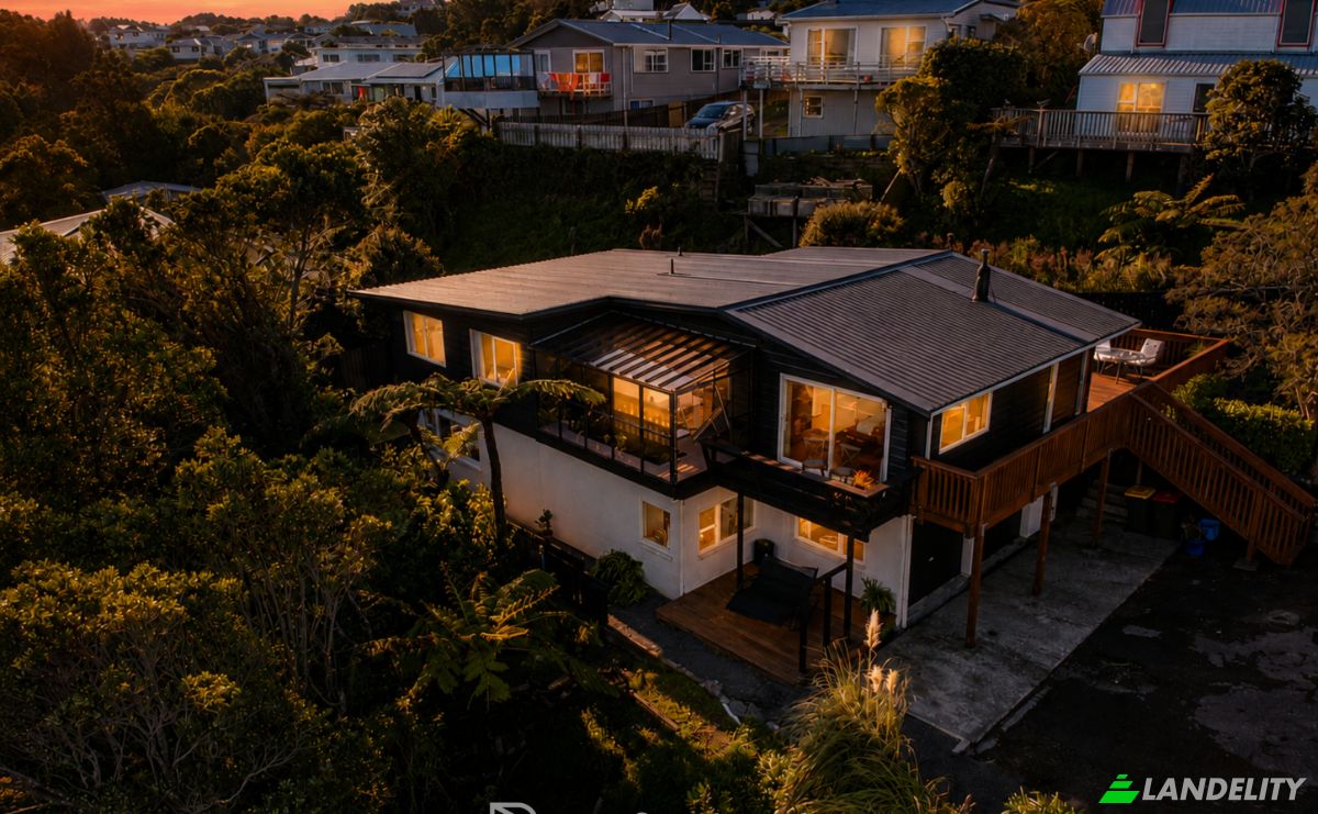 Casa de una sola familia en venta 52 Cypress Drive, Maungaraki, Lower Hutt 5010, Lower Hutt, Lower Hutt City, Wellington Region, New Zealand. Foto 1