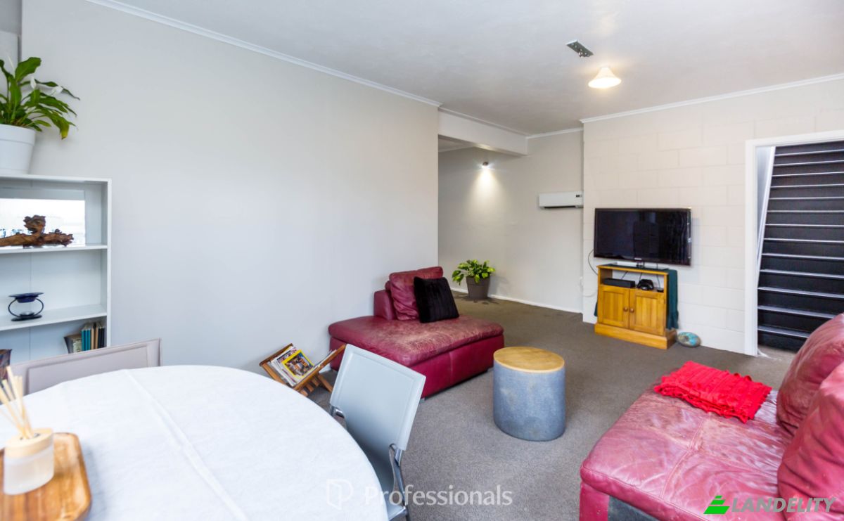 Casa de una sola familia en venta 52 Cypress Drive, Maungaraki, Lower Hutt 5010, Lower Hutt, Lower Hutt City, Wellington Region, New Zealand. Foto 16