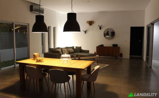 Single Family Home for Sale Camino Giordano. Photo#11 Single Family Home for Sale Camino Giordano. Photo#11