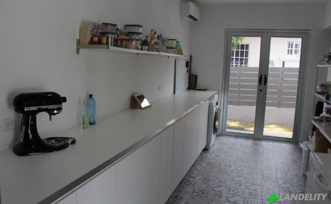 Single Family Home for Sale Camino Giordano. Photo#12 Single Family Home for Sale Camino Giordano. Photo#12