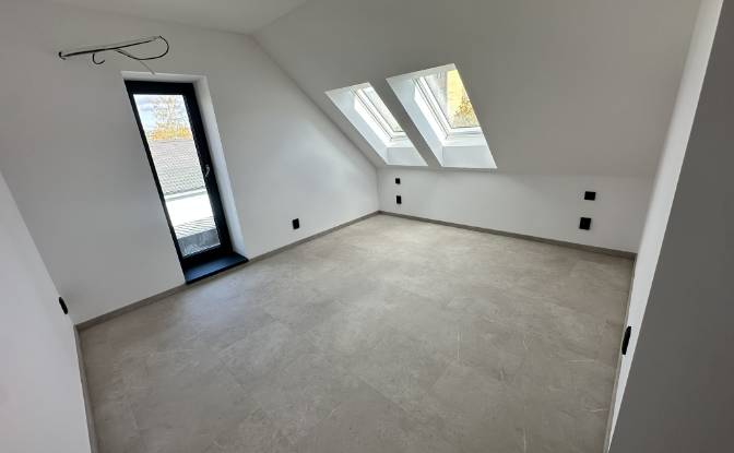 Eengezinswoning Te koop Na Porici 65, Karlova Hut. Foto#12