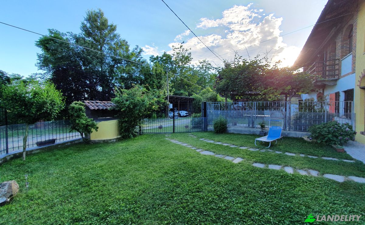 Single Family Home for Sale Strada Bricco Miglino, Montafia, Province of Asti, Piedmont, Italy, At 14014, 14014 Montafia AT. Photo 16