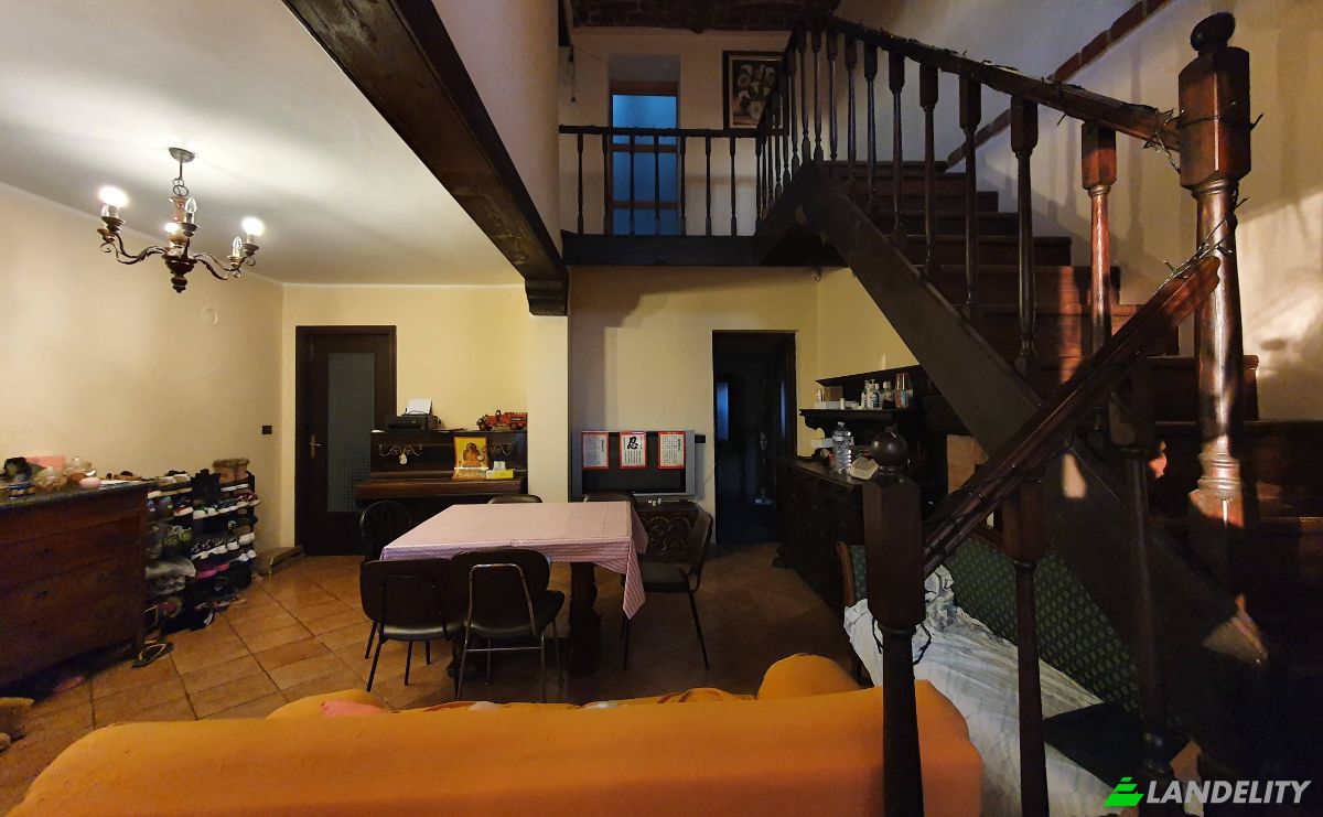 Single Family Home for Sale Strada Bricco Miglino, Montafia, Province of Asti, Piedmont, Italy, At 14014, 14014 Montafia AT. Photo 7