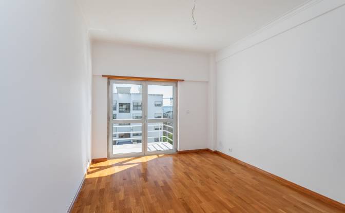 Appartement Te koop R Elisiario Carvalho 11. Foto#4 Appartement Te koop R Elisiario Carvalho 11. Foto#4