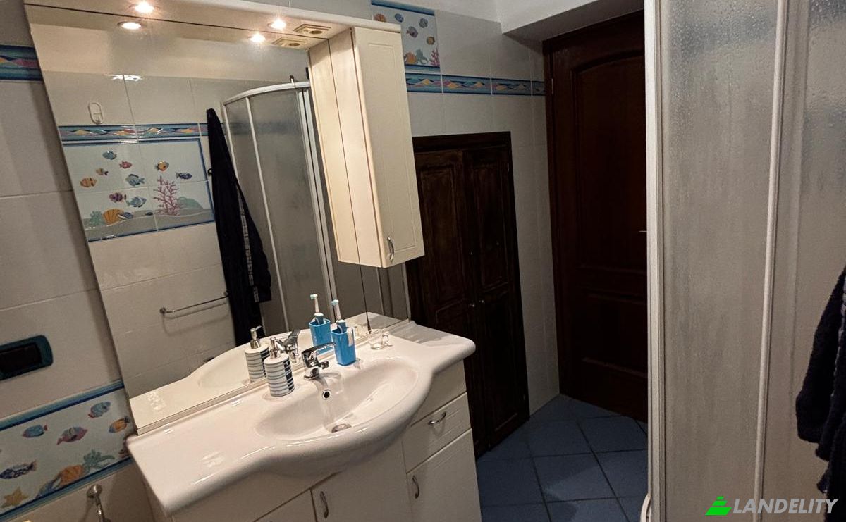 Appartement à vendre Vico Santa Croce, 18027 Pontedassio IM, Pontedassio, Province of Imperia, Liguria, Italy. Photo 8