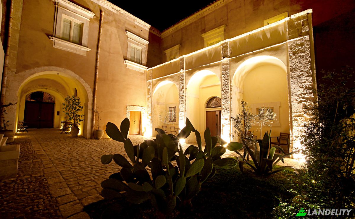 Hôtel à vendre Via Meli, 97014 Ispica RG, Ispica, Free municipal consortium of Ragusa, Sicily, Italy. Photo 3