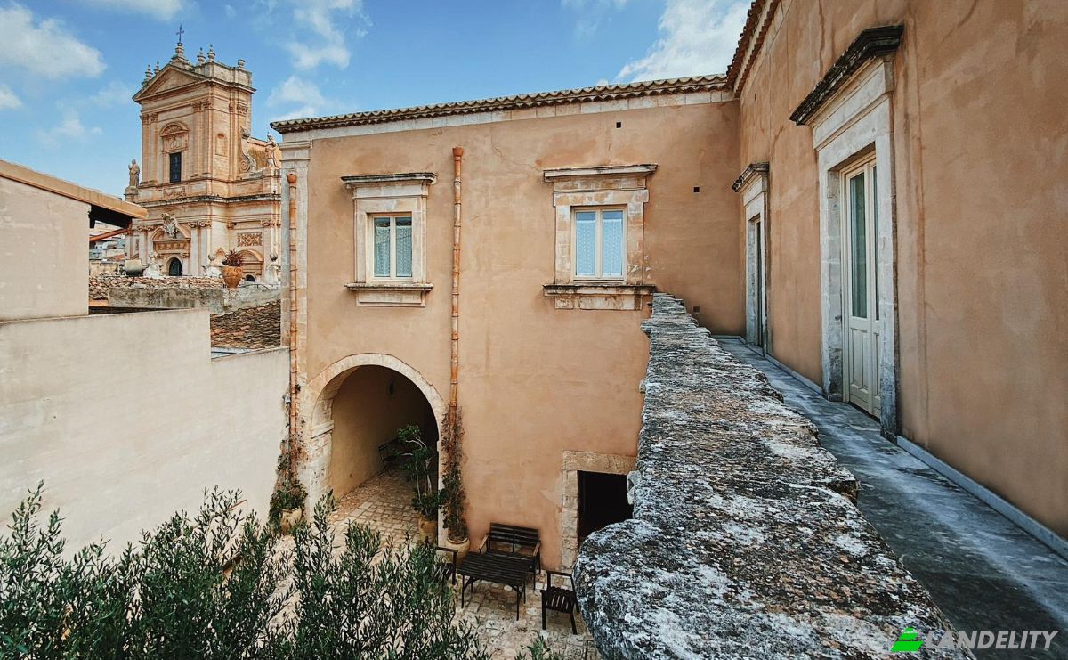 Hôtel à vendre Via Meli, 97014 Ispica RG, Ispica, Free municipal consortium of Ragusa, Sicily, Italy. Photo 9