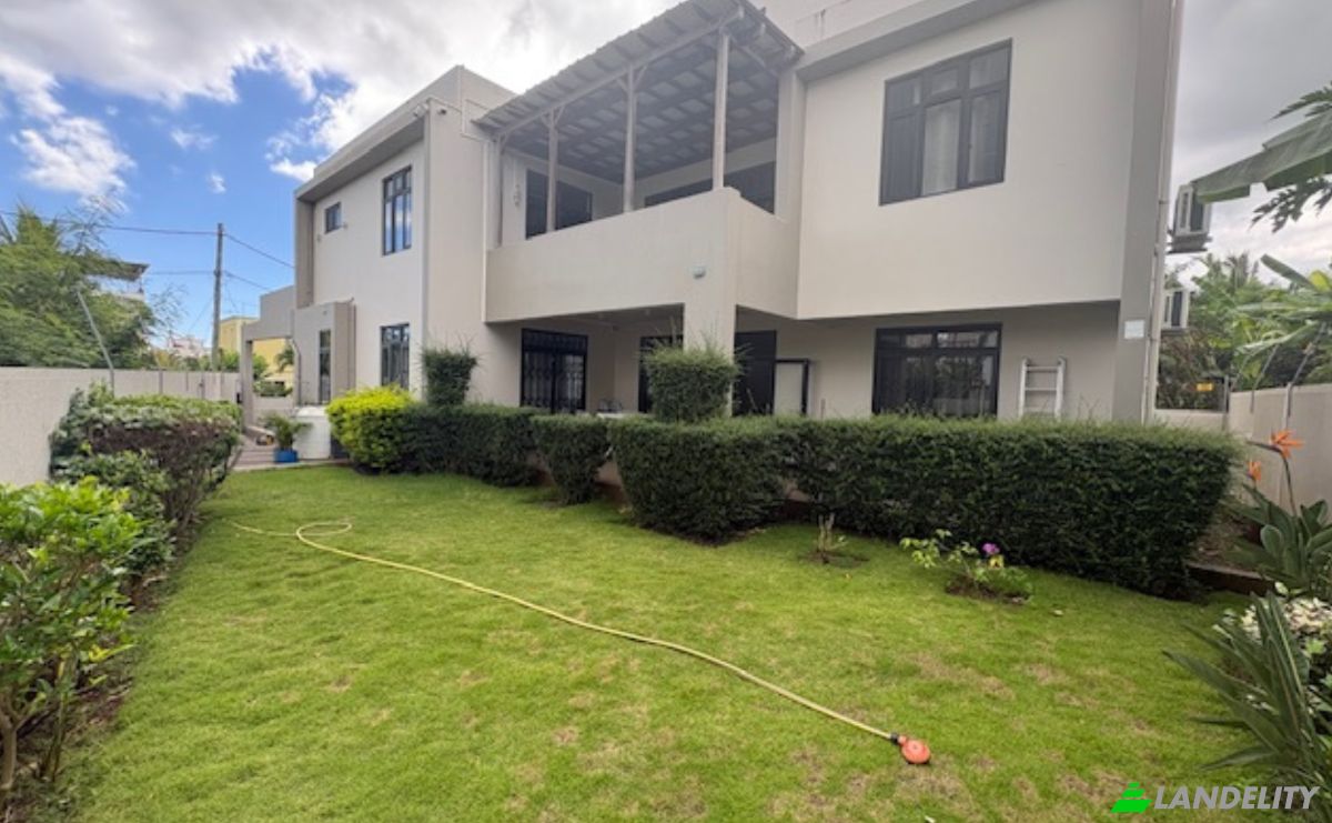 Maison unifamiliale a louer 224 Ave Des Dodos, Beau Bassin-Rose Hill, Roches Brunes, Plaines Wilhems District, Mauritius. Photo 4