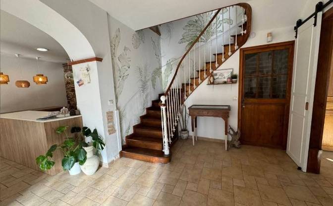 Maison de ville à vendre 31 Bd du Midi. Photo#6 Maison de ville à vendre 31 Bd du Midi. Photo#6