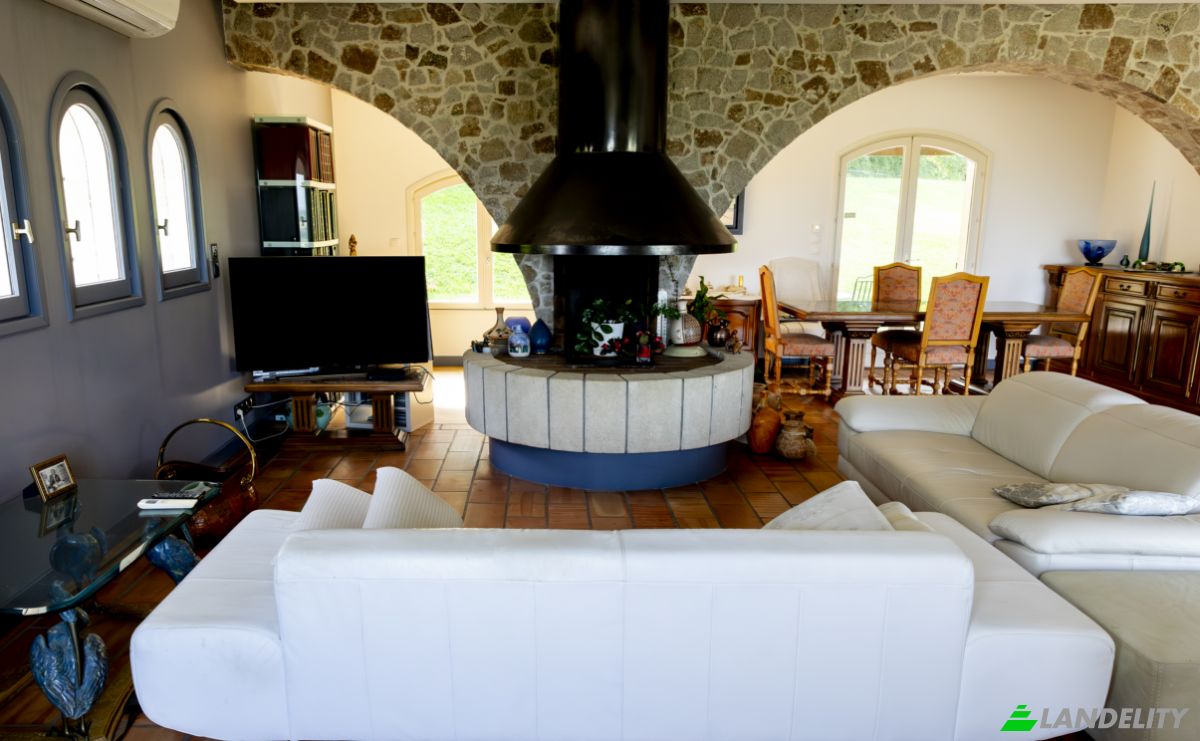 Villa Te koop 379d Chem de la Passardiere, 38200 Vienne, Vienne, Isere, Auvergne-Rhone-Alpes, France. Foto 3
