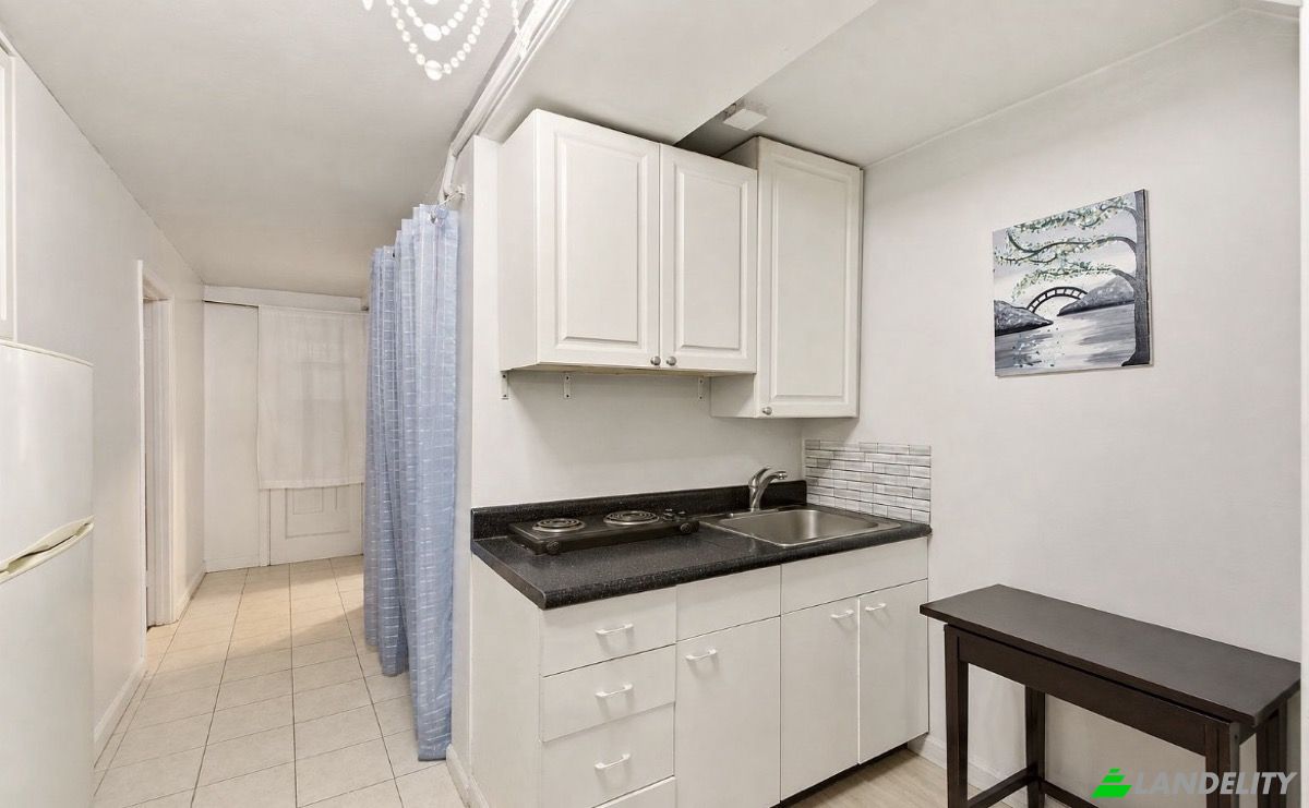Maison unifamiliale à vendre 3902 Bronxwood Ave, Bronx, NY 10466, USA, New York, Bronx County, United States. Photo 11