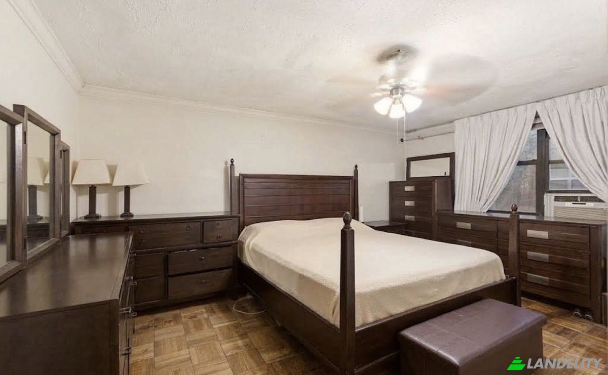 Maison unifamiliale à vendre 3902 Bronxwood Ave, Bronx, NY 10466, USA, New York, Bronx County, United States. Photo 9