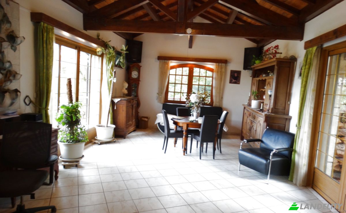 Villa à vendre 44 Chem des Fours, 69440 Taluyers, Taluyers, Rhône, Auvergne-Rhône-Alpes, France. Photo 8