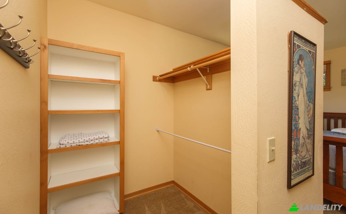 condominio en venta 1245 Iowa St, Ashland, Jackson County, Oregon, United States, OR 97520, USA. Foto 15