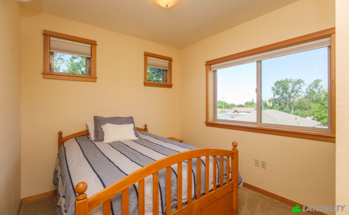 condominio en venta 1245 Iowa St, Ashland, Jackson County, Oregon, United States, OR 97520, USA. Foto 18