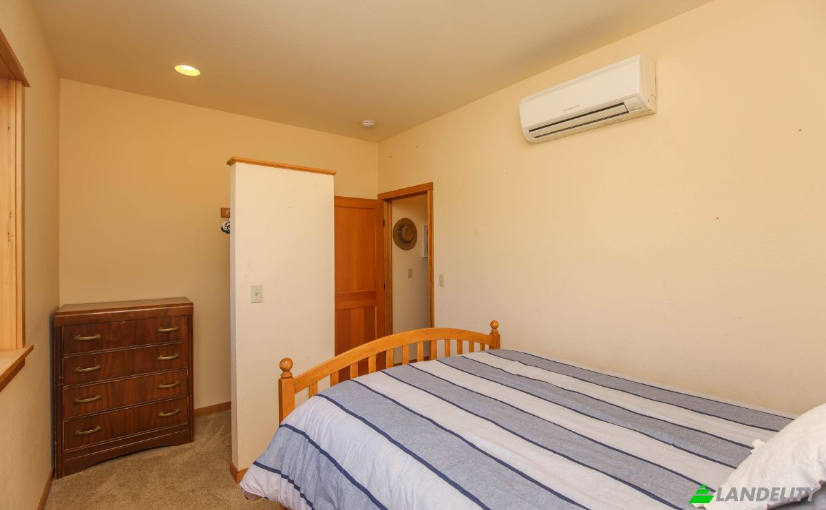 condominio en venta 1245 Iowa St, Ashland, Jackson County, Oregon, United States, OR 97520, USA. Foto 19