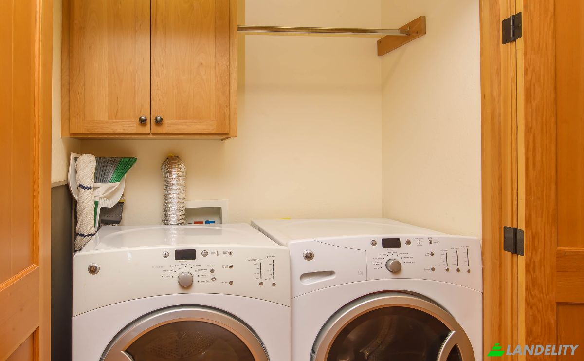 condominio en venta 1245 Iowa St, Ashland, Jackson County, Oregon, United States, OR 97520, USA. Foto 21