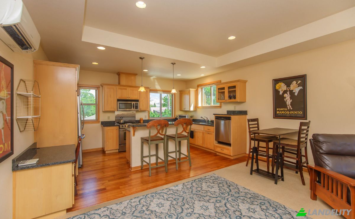 condominio en venta 1245 Iowa St, Ashland, Jackson County, Oregon, United States, OR 97520, USA. Foto 8