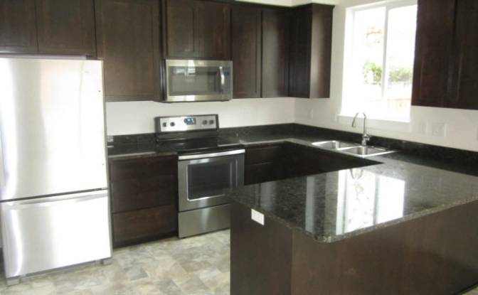 Duplex for Sale 215 C St, Phoenix, Jackson County. Photo#1