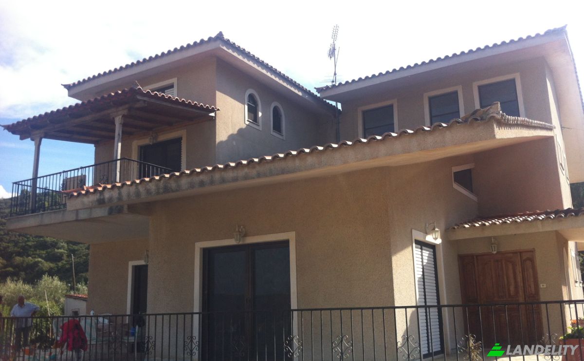 Villa à vendre Tragana 350 05, Tragana, Central Greece, Decentralized Administration of Thessaly and Central Greece, Greece. Photo 1