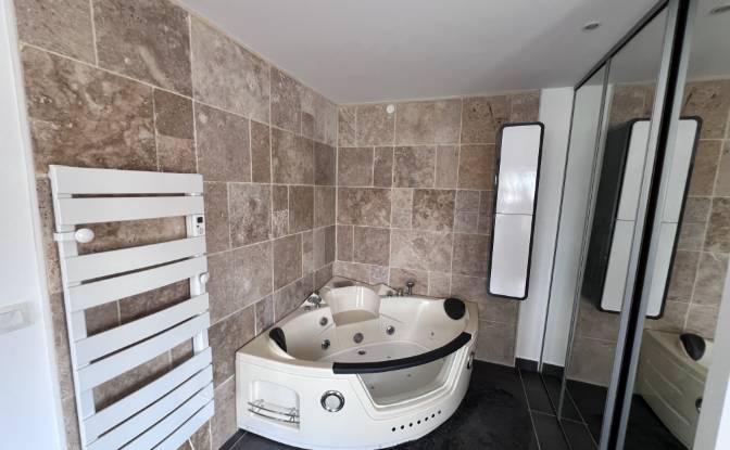 Villa à vendre 400 Rue de Lezigno, 34310 Montady. Photo#14