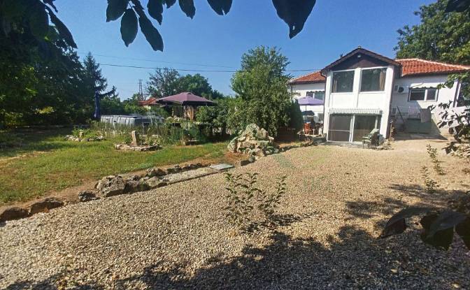 Herenhuis Te koop - Krivnya, Bulgaria