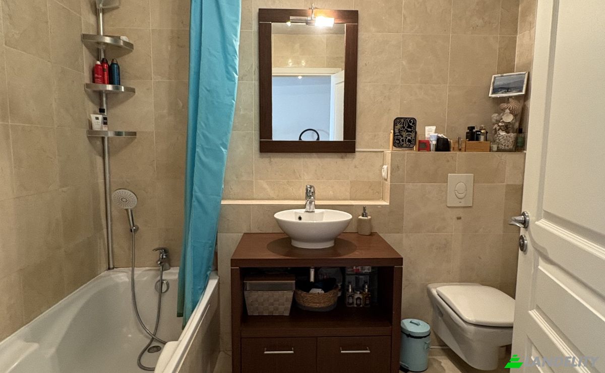 Apartment for Sale 151 Av de la Lanterne, 06200 Nice, Nice, Alpes-Maritimes, Provence-Alpes-Cote dAzur, France. Photo 12