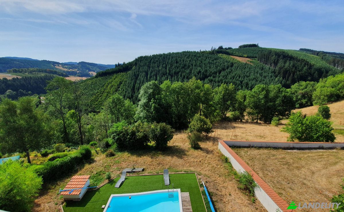 Château à vendre 6 Bd des Écoles, 69240 Saint-Vincent-de-Reins, Saint-Vincent-de-Reins, Rhône, Auvergne-Rhône-Alpes, France. Photo 15