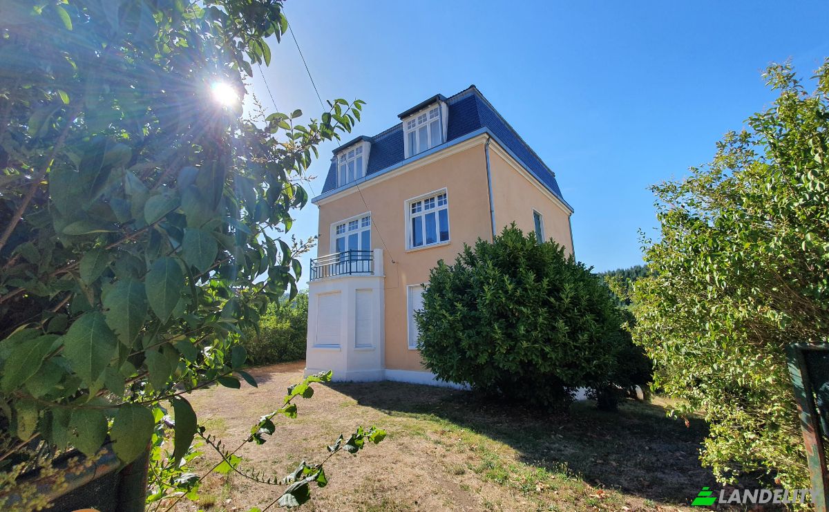 Château à vendre 6 Bd des Écoles, 69240 Saint-Vincent-de-Reins, Saint-Vincent-de-Reins, Rhône, Auvergne-Rhône-Alpes, France. Photo 17