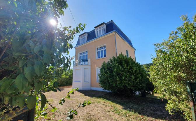 Château à vendre 6 Bd des Écoles. Photo#17