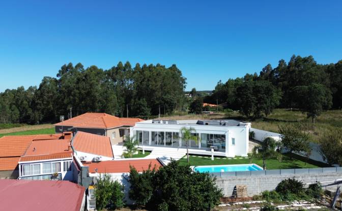 Таунхаус продаж - Mosteiro, Portugal