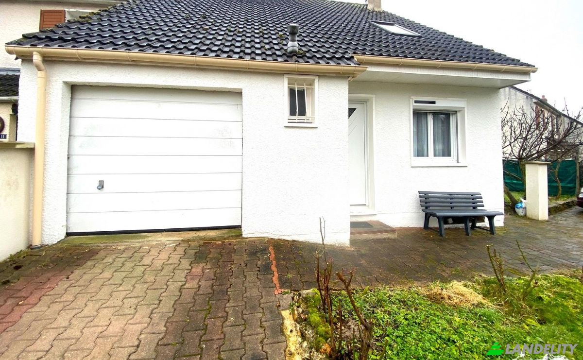 Casa adosada en venta 11 Rue Frederic Auguste Bartholdi, 89600 Saint-Florentin, Saint-Florentin, Yonne, Bourgogne-Franche-Comte, France. Foto 1