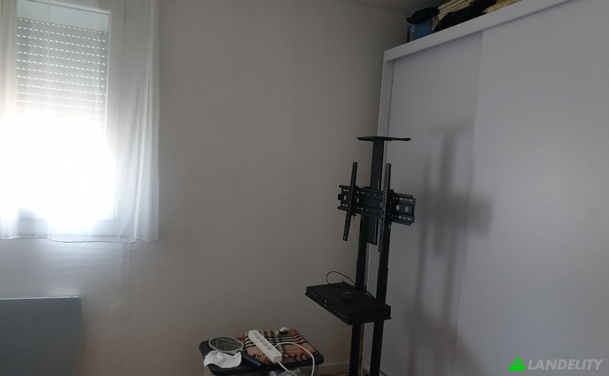 Casa adosada en venta 11 Rue Frederic Auguste Bartholdi, 89600 Saint-Florentin, Saint-Florentin, Yonne, Bourgogne-Franche-Comte, France. Foto 13