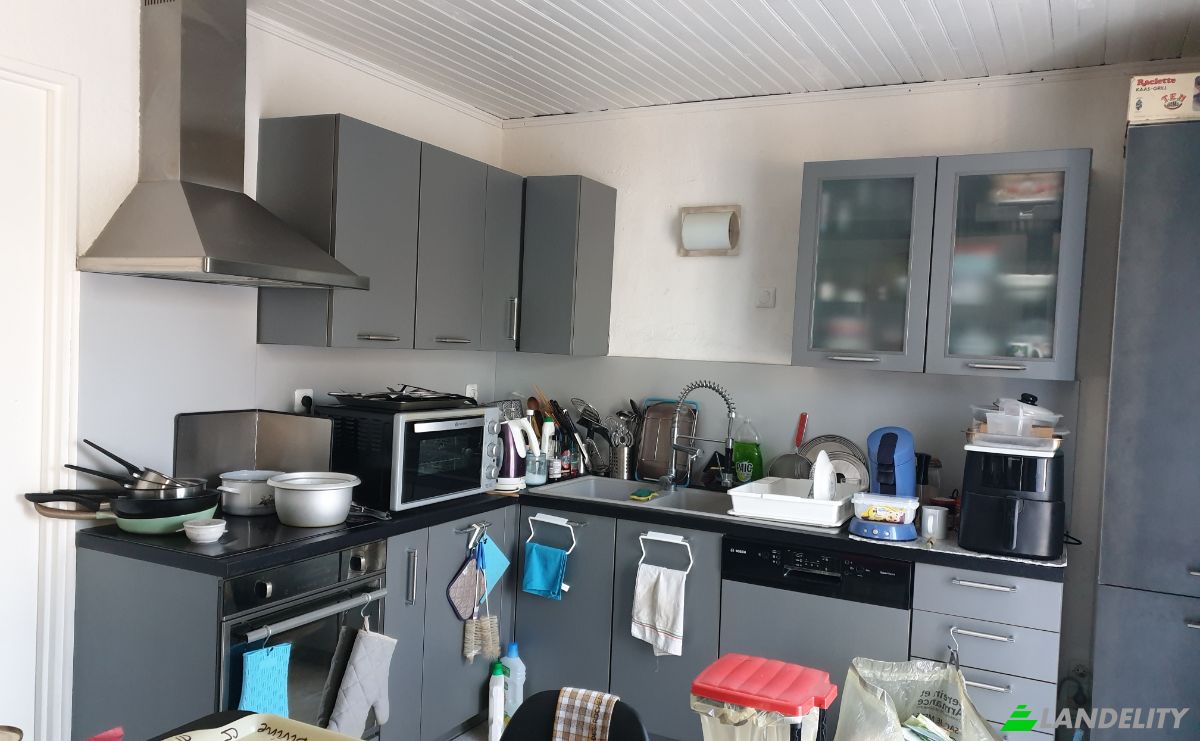 Casa adosada en venta 11 Rue Frederic Auguste Bartholdi, 89600 Saint-Florentin, Saint-Florentin, Yonne, Bourgogne-Franche-Comte, France. Foto 5