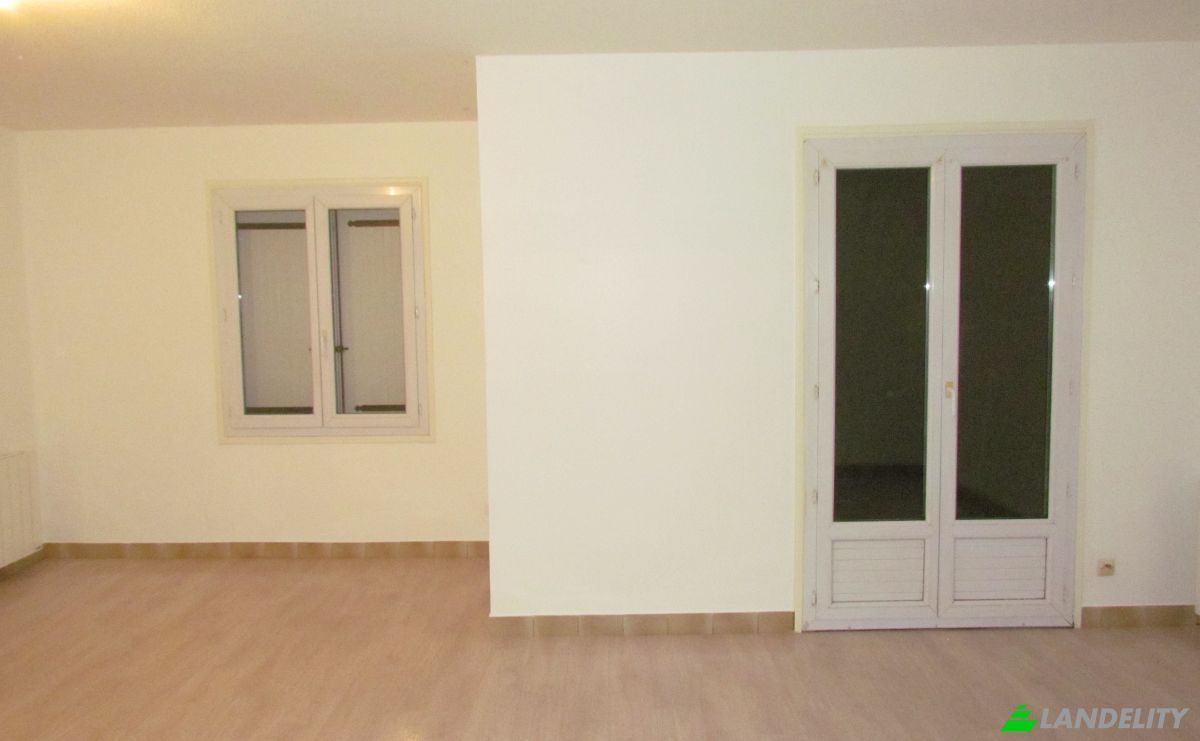 Eengezinswoning Te koop 18 Rte de Saligny, 03470 Pierrefitte-sur-Loire, Pierrefitte-sur-Loire, Allier, Auvergne-Rhone-Alpes, France. Foto 3