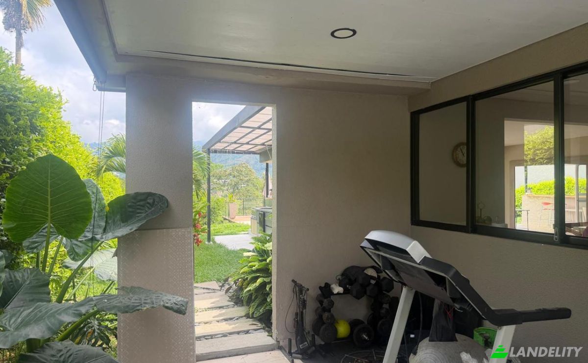 Villa Te koop Via Sin Nombre, Pereira, Risaralda, Colombia. Foto 11