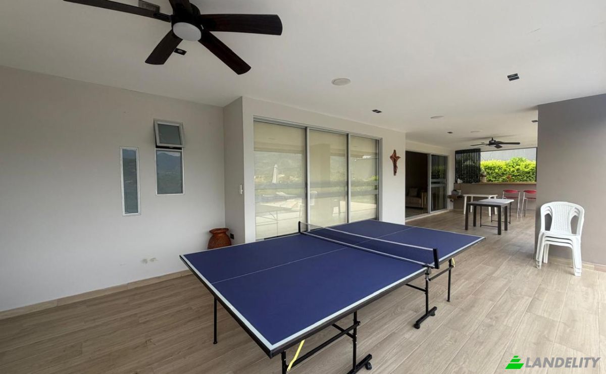 Villa Te koop Via Sin Nombre, Pereira, Risaralda, Colombia. Foto 12