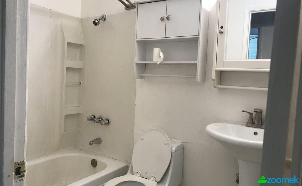 Single Family Home for Rent Rhett Ave SW, Huntsville, Madison County, Alabama, United States, AL 35801, USA. Photo 2