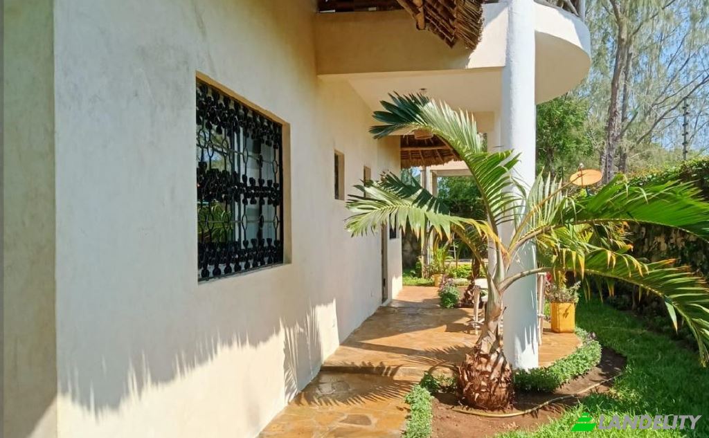 Single Family Home for Sale Diani Beach, Msambweni, Kwale County, Kenya. Photo 21