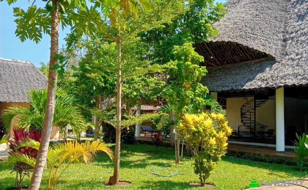 Single Family Home for Sale Diani Beach, Msambweni, Kwale County, Kenya. Photo 2