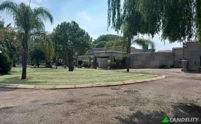 Single Family Home for Sale Sphinx Rd, Pretoria. Photo#7
