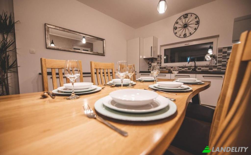 Single Family Home for Rent Ulice Ahel Draga Lukca, 51264, Jadranovo, Grad Crikvenica, Primorje-Gorski Kotar County, Croatia. Photo 16