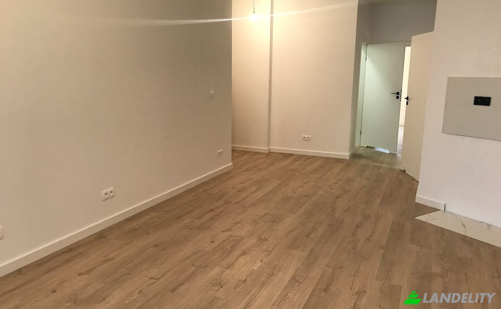 Apartment for Sale Bluszczanska, Warszawa, Warsaw, Masovian Voivodeship, Poland. Photo 2