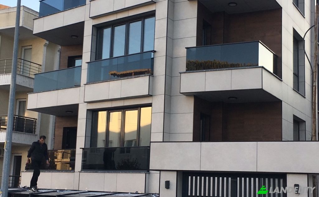 Single Family Home for Sale Kavakli, Eskipinar Cd No:, 34520 Beylikduzu Osb Beylikduzu Istanbul, Istanbul, Beylikduzu, Turkiye. Photo 3